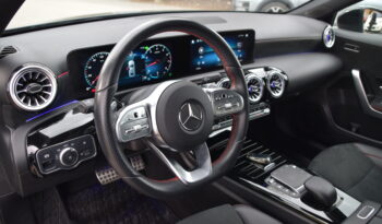 Mercedes-Benz A 180 Sedan 7G-DCT AMG Sport Euro 6 B-Värmare Svensksåld-22 full