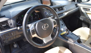 Lexus CT 200h 1.8 CVT Executive Euro 5 Skinn Navi Svensksåld-11 full