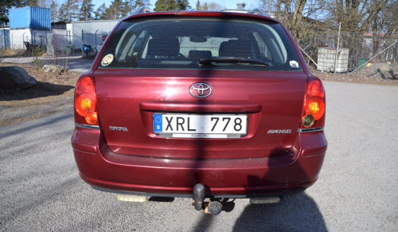 Toyota Avensis Kombi 2.0 D-4 VVT-i Auto Kamkedja Värmare Svensksåld-06 full