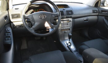 Toyota Avensis Kombi 2.0 D-4 VVT-i Auto Kamkedja Värmare Svensksåld-06 full