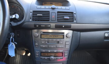 Toyota Avensis Kombi 2.0 D-4 VVT-i Auto Kamkedja Värmare Svensksåld-06 full