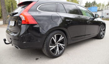 Volvo V60 D4 Geartronic Summum Euro 6 Taklucka Navi Svensksåld-16 full