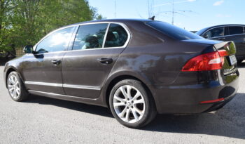 Skoda Superb 2.0 TDI Elegance Euro 5 D_Värmare Auto Svensksåld-15 full