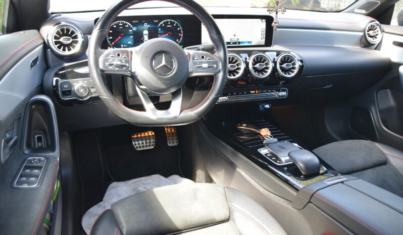 Mercedes-Benz CLA 200 7G-DCT AMG Sport Euro 6 B-Kamera Svensksåld-20 full