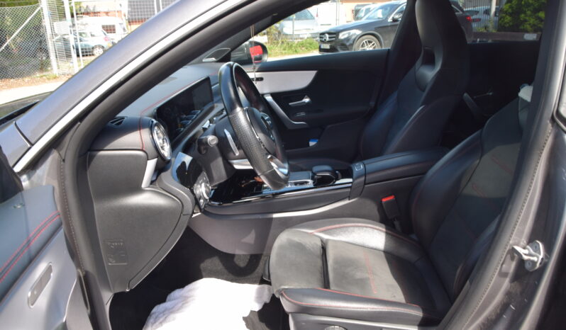 Mercedes-Benz CLA 200 7G-DCT AMG Sport Euro 6 B-Kamera Svensksåld-20 full