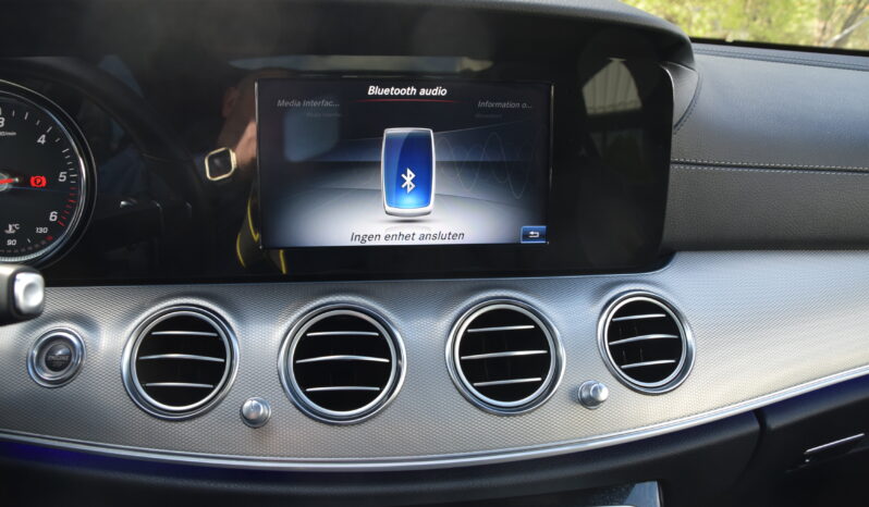 Mercedes-Benz E 220 d 9G-Tronic AMG Line Panorama Euro 6 Svensksåld-17 full