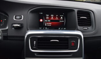 Volvo V60 D4 Geartronic Summum Euro 6 Taklucka Navi Svensksåld-16 full