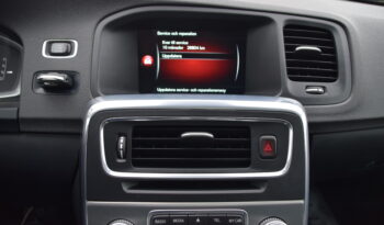 Volvo V60 D4 Geartronic Summum Euro 6 Taklucka Navi Svensksåld-16 full