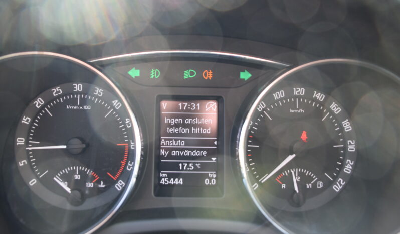 Skoda Superb 2.0 TDI Elegance Euro 5 D_Värmare Auto Svensksåld-15 full