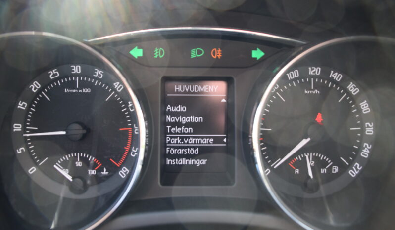 Skoda Superb 2.0 TDI Elegance Euro 5 D_Värmare Auto Svensksåld-15 full