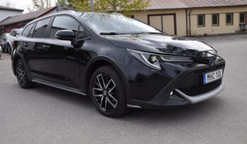 Toyota Corolla 1,8 TREK Hybrid e-CVT Trek Euro 6 Moms Bil Svensksåld-22 full