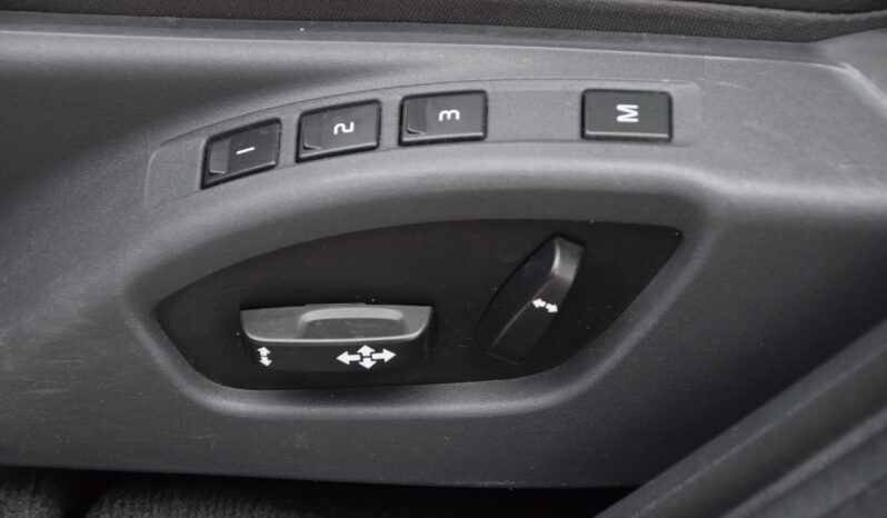 Volvo V60 D4 Geartronic Summum Euro 6 Taklucka Navi Svensksåld-16 full