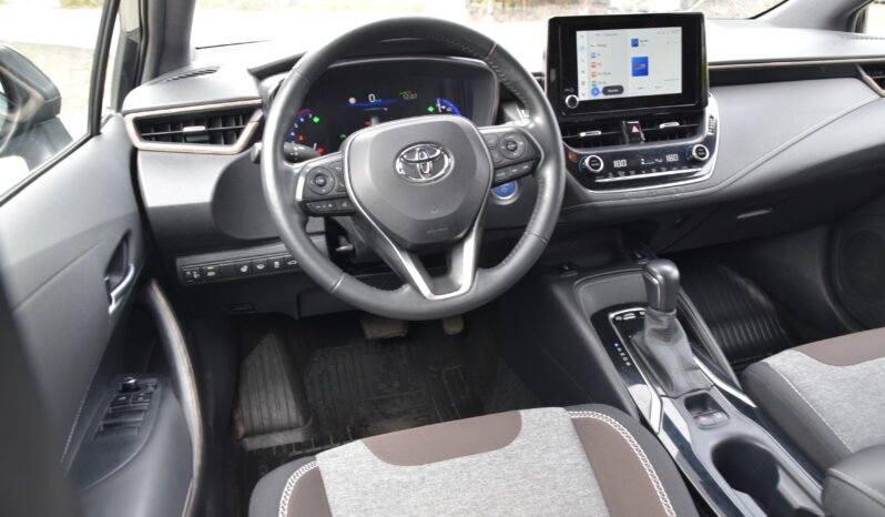 Toyota Corolla 1,8 TREK Hybrid e-CVT Trek Euro 6 Moms Bil Svensksåld-22 full