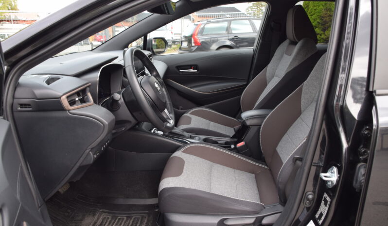 Toyota Corolla 1,8 TREK Hybrid e-CVT Trek Euro 6 Moms Bil Svensksåld-22 full