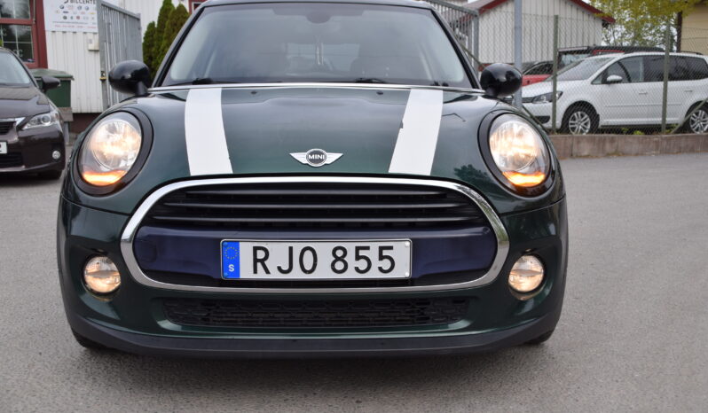MINI Cooper 5-dörrars Pepper Euro 6 Auto Svensksåld-17 full