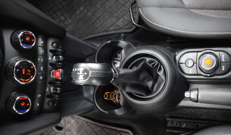 MINI Cooper 5-dörrars Pepper Euro 6 Auto Svensksåld-17 full