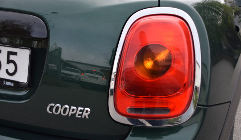 MINI Cooper 5-dörrars Pepper Euro 6 Auto Svensksåld-17 full