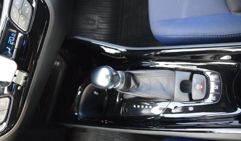 Toyota C-HR 1,8Hybrid CVT Style Euro 6 Backkamera Svensksåld-17 full